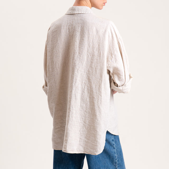Tensione in-Camicia in lino con spilla fiore - gesso