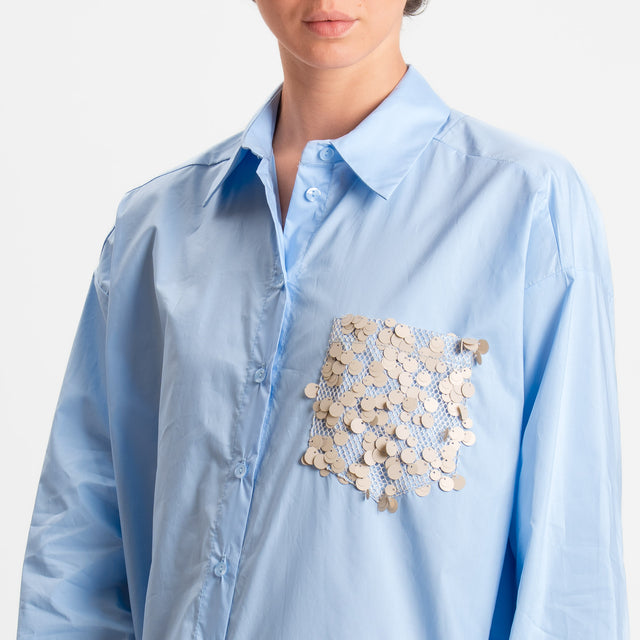 Tensione in -Camicia con taschino paillettes - cielo