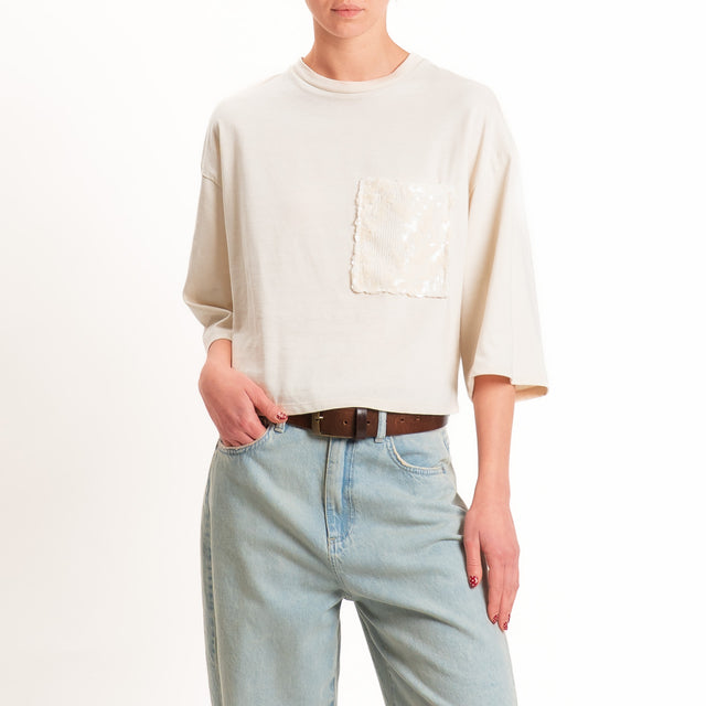 Tensione in-T-shirt taschino paillettes - avorio