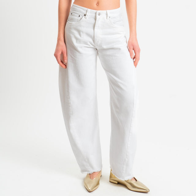 Tensione in-Jeans barrel sfrangiato - panna
