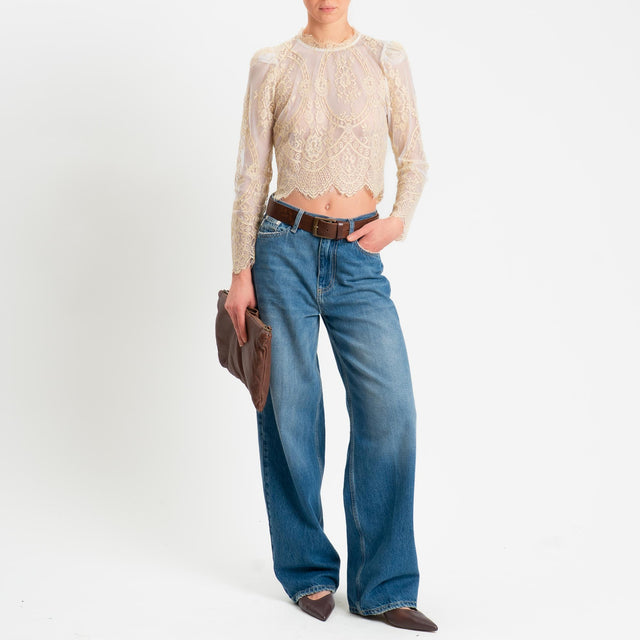 Tensione in-Blusa in pizzo con ricami - crema