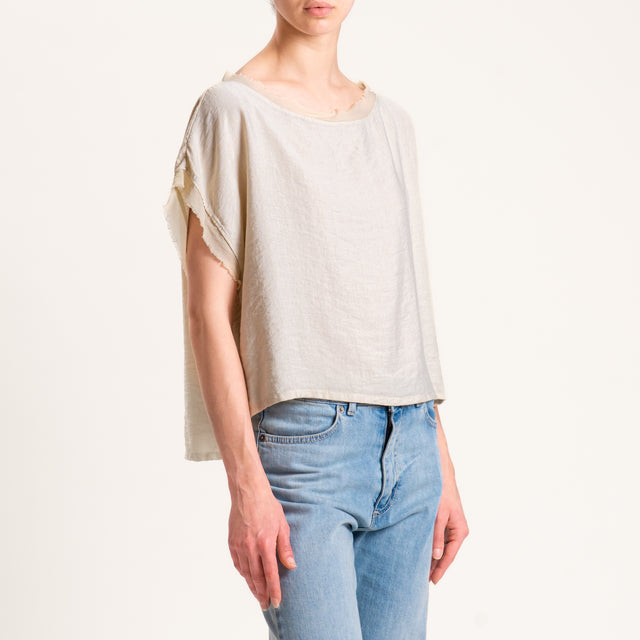 Tensione in-Blusa viscosa goffrata scatola bordi sfrangiati - sand