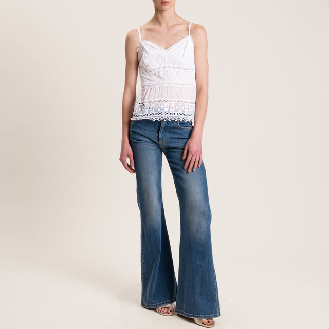 Tensione in-Top mussola con pizzo - bianco