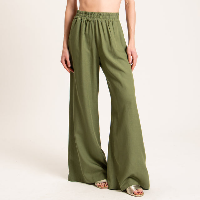 Tensione in-Completo pantalone e top misto lino - VERDE
