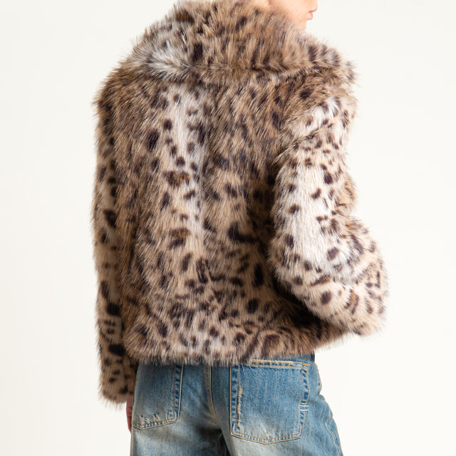 Tensione in-Ecopelliccia animalier con spilla - beige/latte/moro