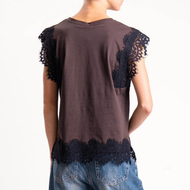 Tensione in-T-shirt smanicata con pizzo - moro/nero