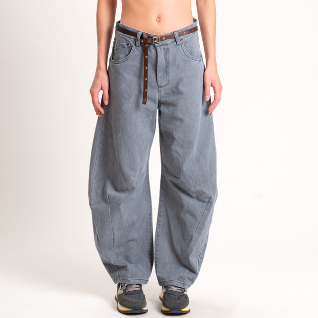 Tensione in-Jeans barrel con cintura - grigio