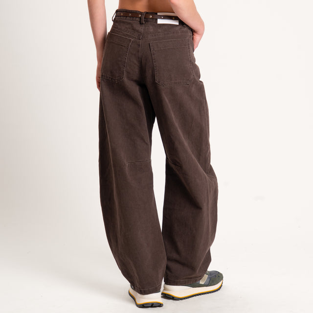 Tensione in-Jeans barrel con cintura - moro