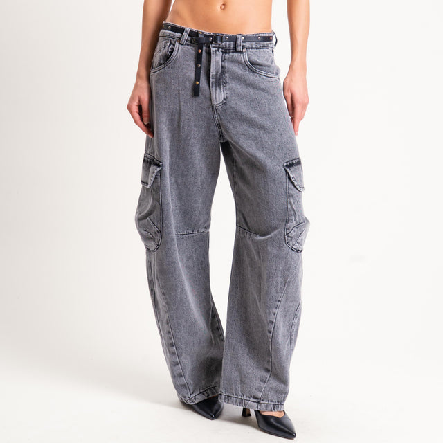 Tensione in-Jeans barrel cargo con cintura - denim nero