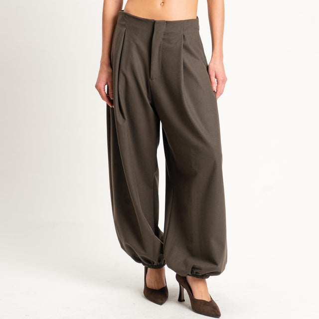 Tensione in- Pantalone baloon gessato con pinces - militare