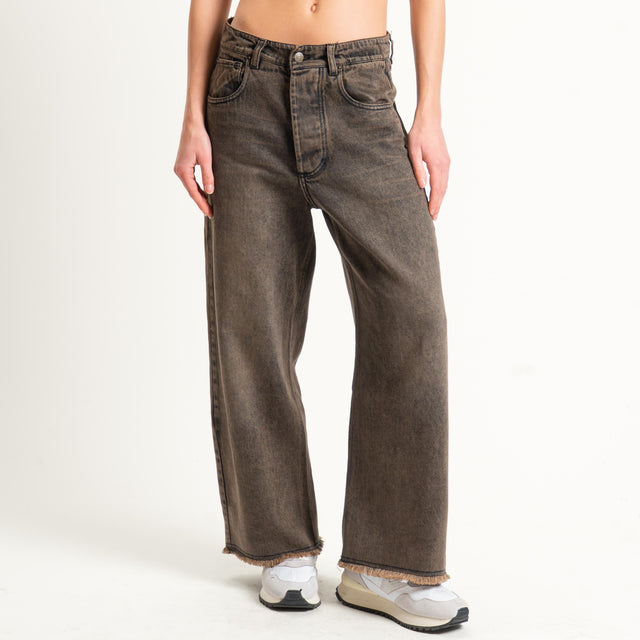 Tensione in-Jeans sfrangiato stone washed - moro