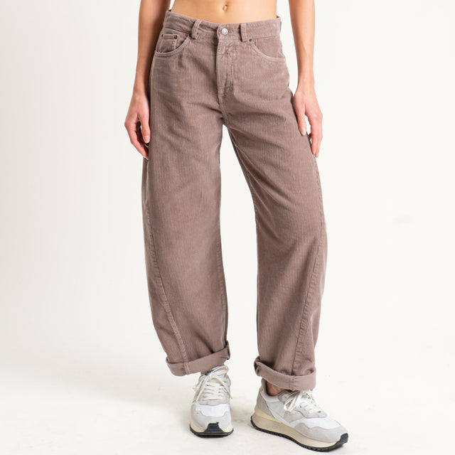 Tensione in-Pantalone barrel in velluto 500 righe - taupe