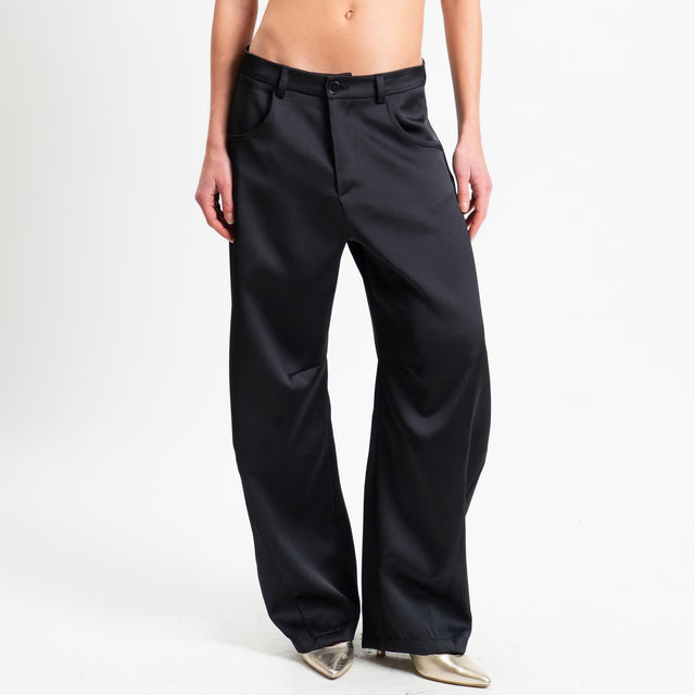 Tensione in-Pantalone barrel in satin - nero