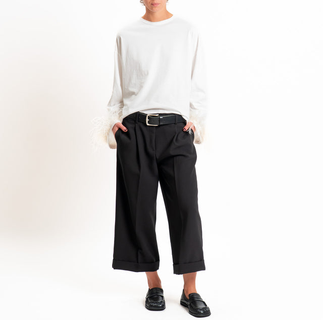 Tensione in-T-shirt manica con piume - panna