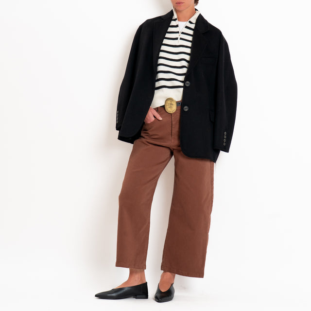 Tensione in-Pantalone cropped con cintura - cappuccino