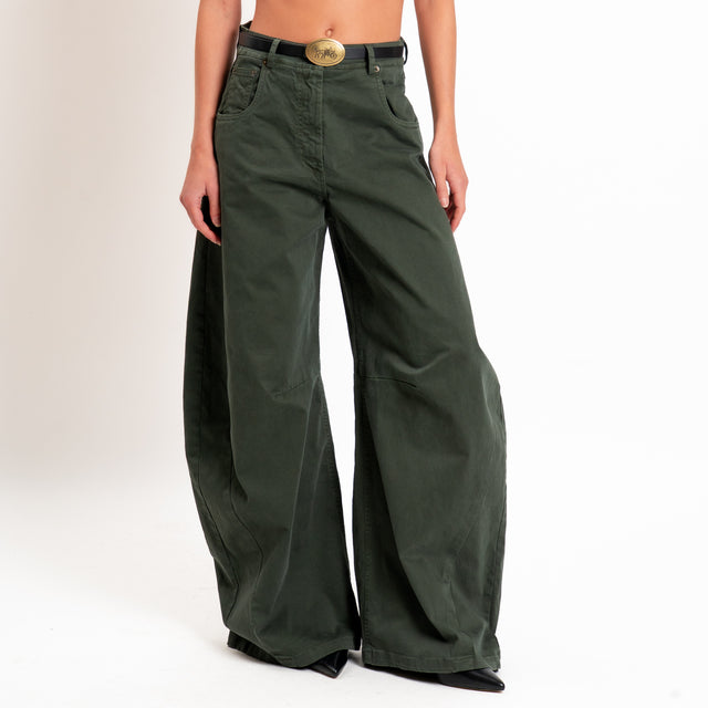 Tensione in-Pantalone barrel con cintura - verde bosco