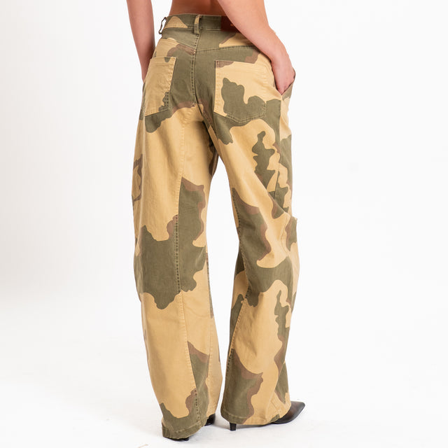 Tensione in-Pantalone camouflage barrel fit - militare/beige/moro