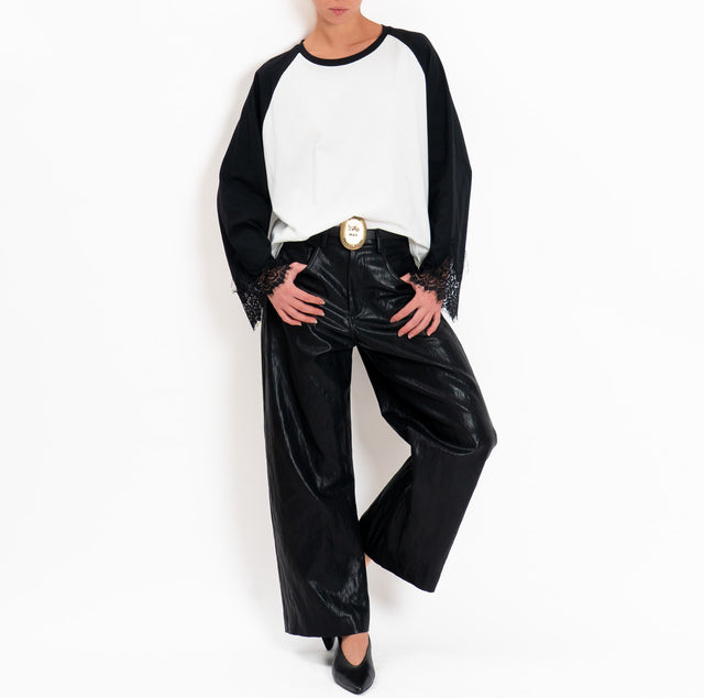 Tensione in-Pantalone similpelle con cintura - nero