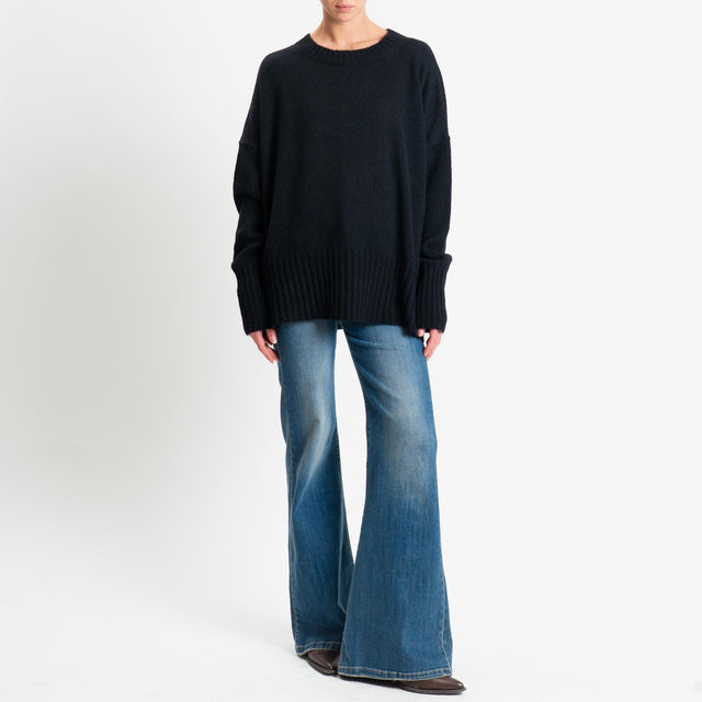 Tensione in-Maglia girocollo misto alpaca bordi a coste - nero