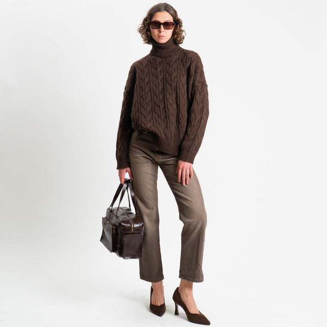 Tensione in-Maglia trecce collo alto misto alpaca - brown