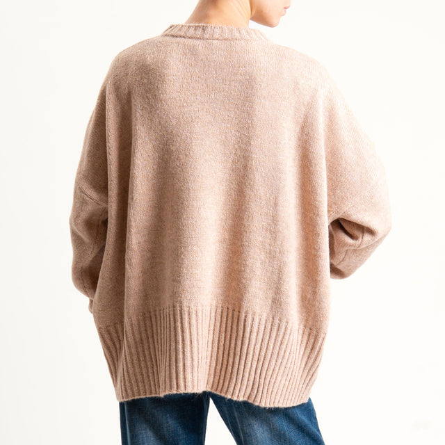 Tensione in-Maglia girocollo misto lana - camel