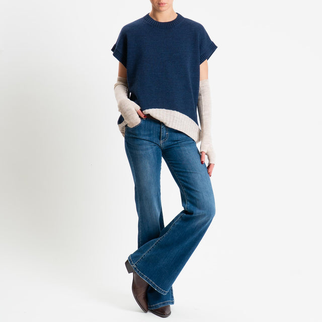 Tensione in-Gilet stondato con manicotti misto lana - blu/casha