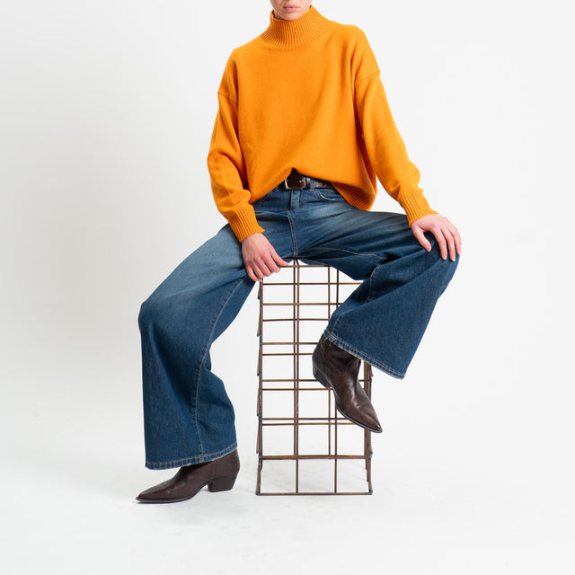 Tensione in-Maglia collo alto 100 % LANA - arancio