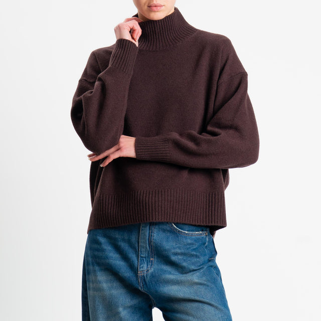 Tensione in-Maglia collo alto 100 % LANA - moro