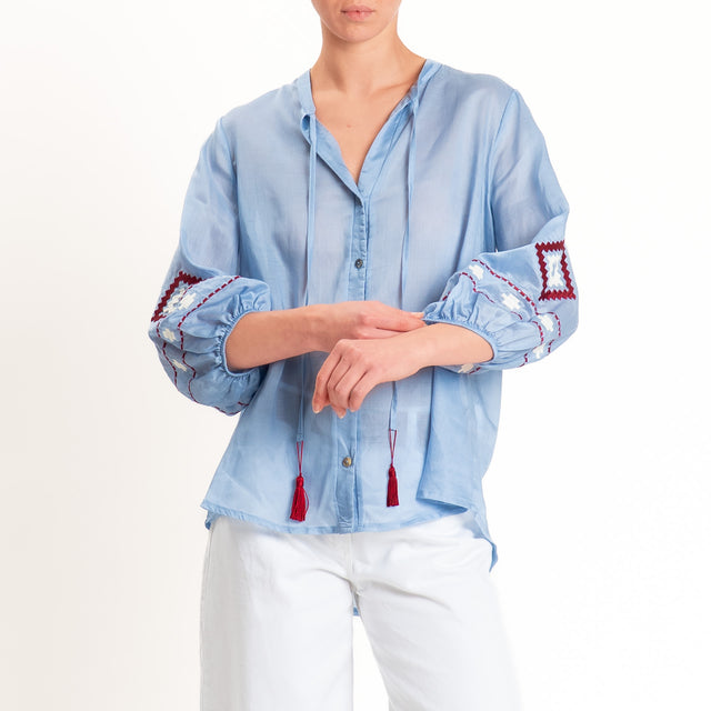 Tensione in-Camicia lyocell con ricami - celeste/india