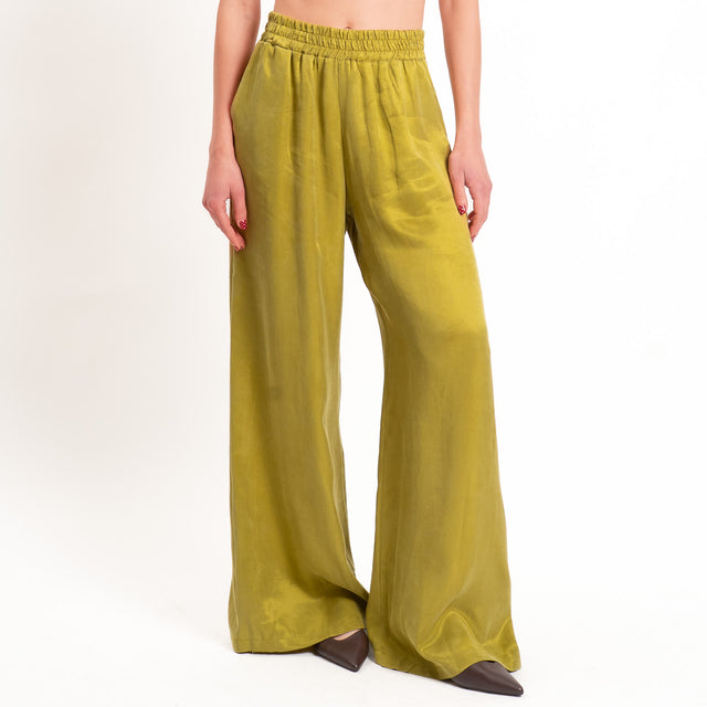 Tensione in-Completo top + pantalone tessuto cupro - oliva
