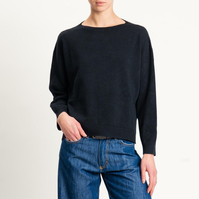 Vicolo-Maglia girocollo boxy spacchi laterali - nero