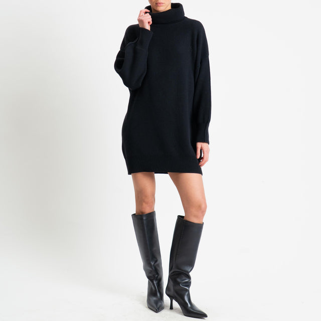 Vicolo-Abito/maxi maglia collo alto - nero