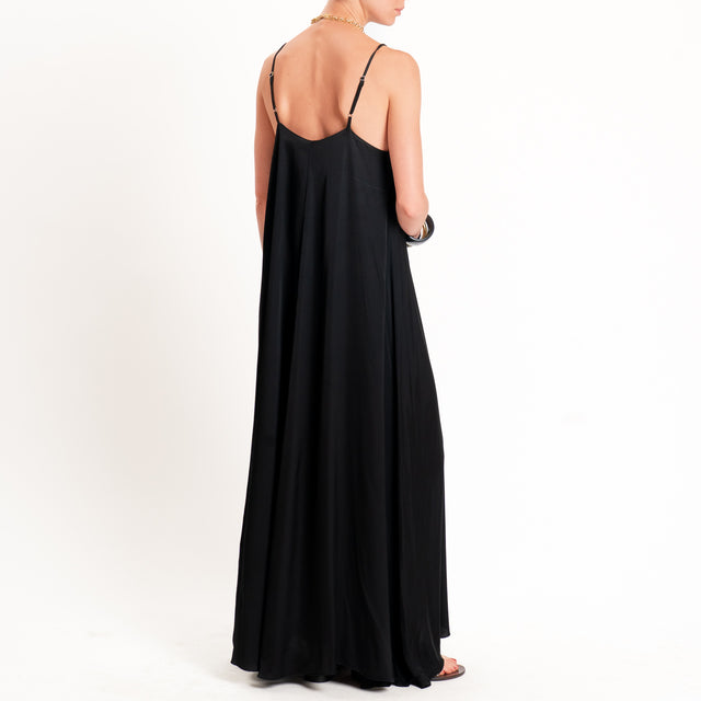 Vicolo-Abito svasato in satin - nero