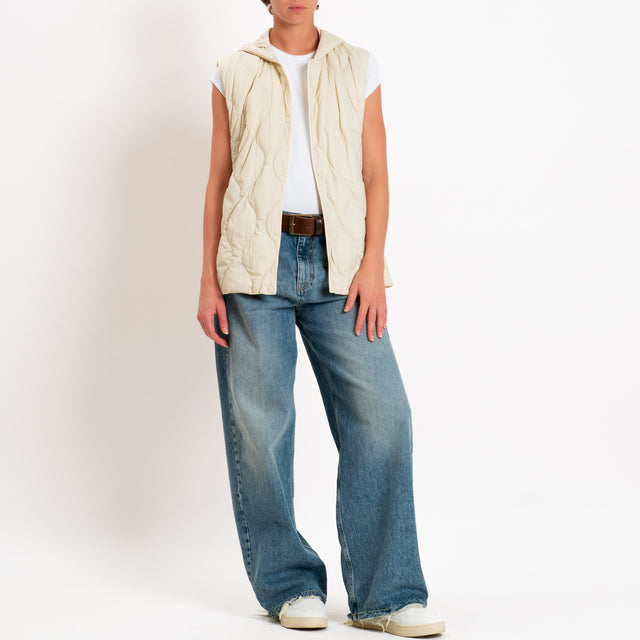 Vicolo-Gilet trapuntato con cappuccio 100 grammi - gesso