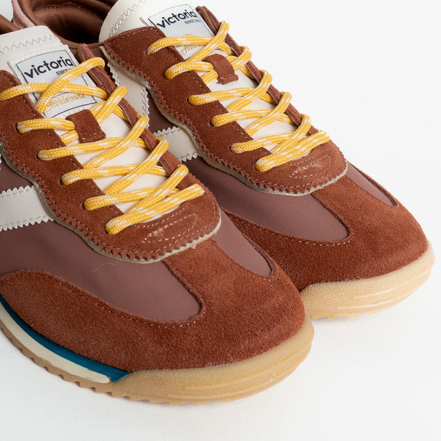 Victoria-Sneakers effetto camoscio - terra