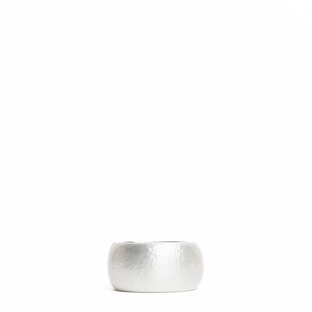 W by Whitemood-Hammered oval rigid bracelet - silver