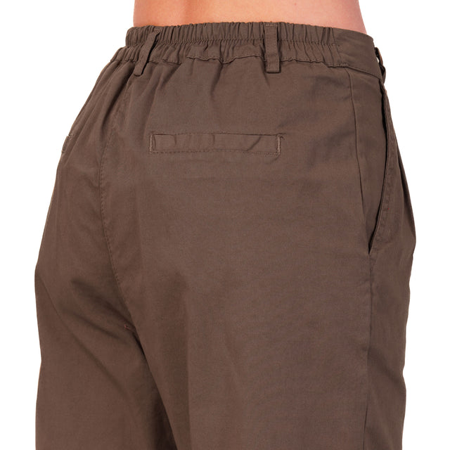 Pantalón Zeroassoluto-LOLA con espalda elástica en algodón elástico - moca