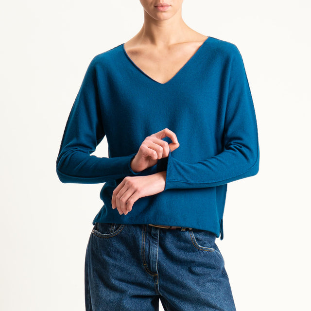 Zeroassoluto-Maglia scollo v con spacchi - ottanio
