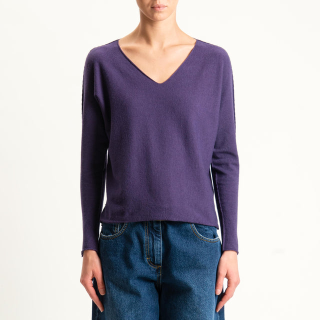 Zeroassoluto-Maglia scollo v con spacchi - uva