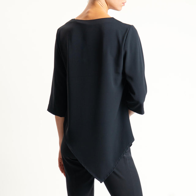 Tensione in-Blusa asimmetrica tessuto fluido - nero