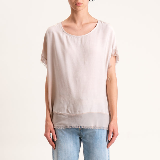 Zeroassoluto-Blusa in viscosa bordi sfrangiati bottoni dietro - sand