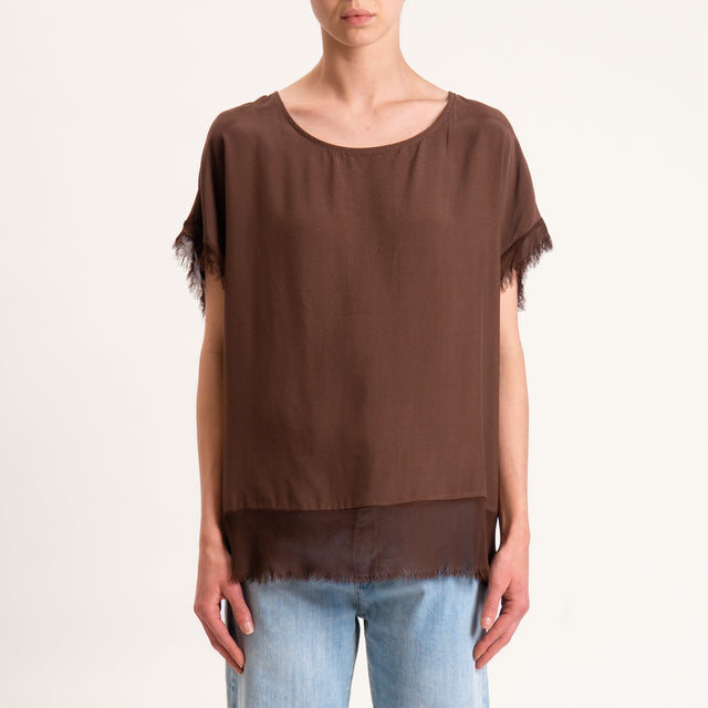 Zeroassoluto-Blusa in viscosa bordi sfrangiati bottoni dietro - choco