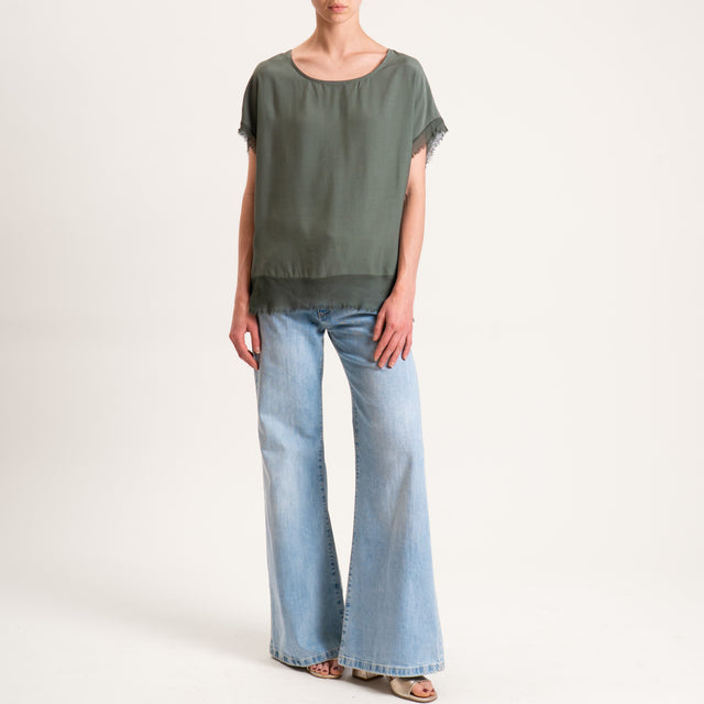 Zeroassoluto-Blusa in viscosa bordi sfrangiati - militare