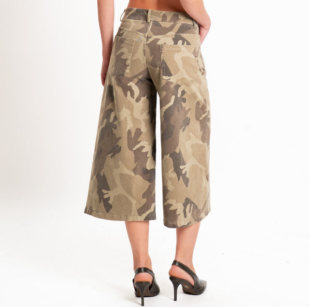 Zeroassoluto-Bermuda camouflage wide leg cotone elasticizzato - beige/moro