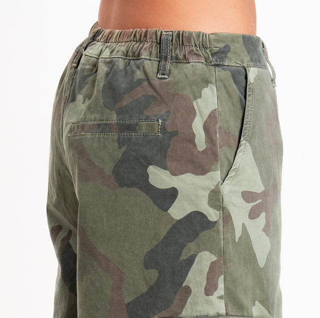 Zeroassoluto-Bermuda cargo camouflage elastico dietro - salvia/moro