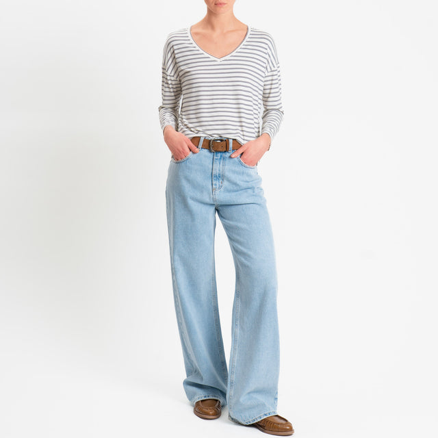 Zeroassoluto-T-shirt scatola a righe scollo v in jersey elasticizzato - panna/moro