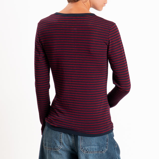 Zeroassoluto-Maglia serafino righe in jersey - vino/blu