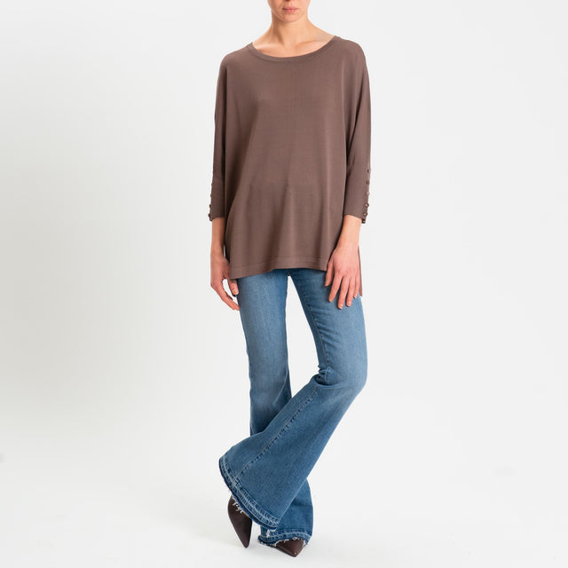Zeroassoluto-Maglia over bottoni sulle maniche - choco