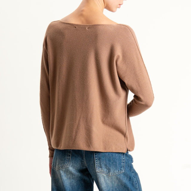 Zeroassoluto-Maglia girocollo spacchi laterali - camel