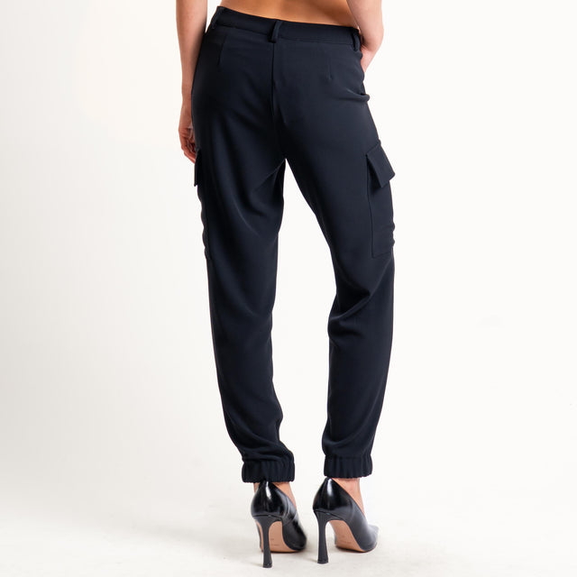 Zeroassoluto-Pantalone BEAUTY cargo tessuto fluido - nero